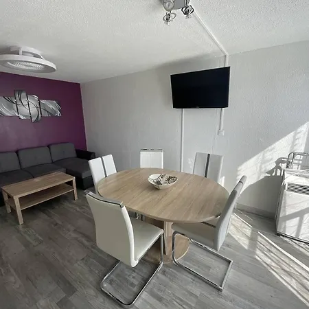 Apartment Deux Pieces Renove Proche Centre, Parking Inclus - Fr-1-723-174 Agde